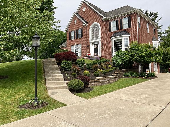 2nd image of 1304 Hidden Canyon Ct