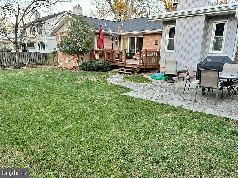 6910 Park Terrace Dr — Photo 46