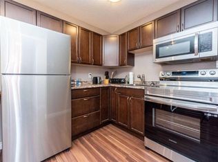 510 S 58th Ave SW #207, Calgary, AB T2V 0H6