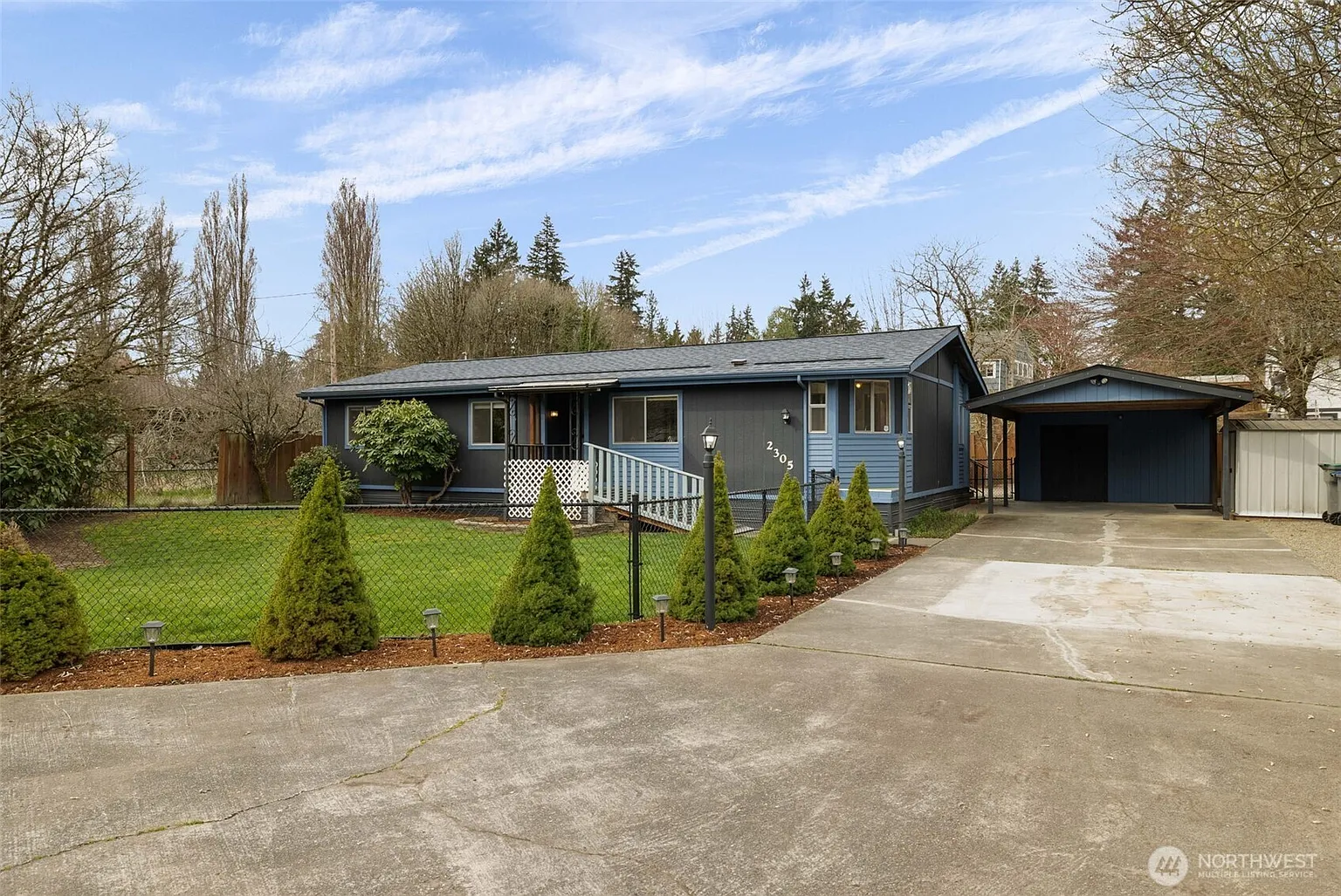 2305 Woodland Drive NW photo 1