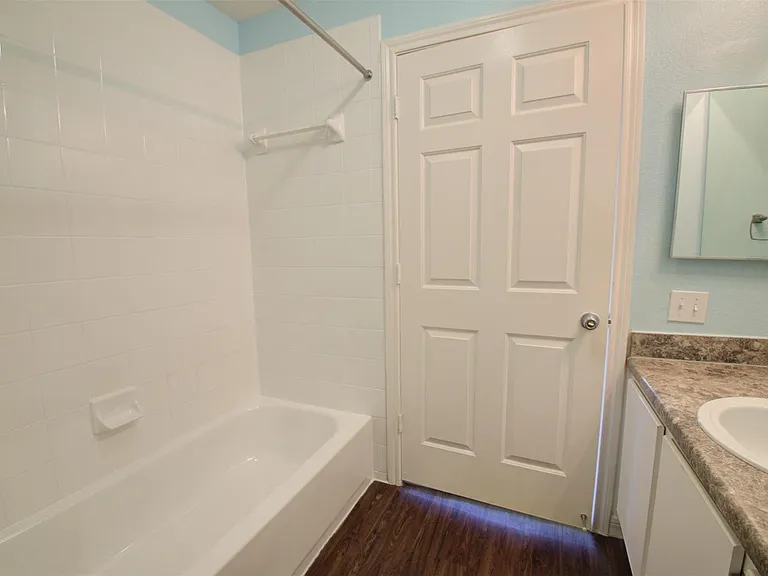 2320 Gracy Farms Ln #1434 — Photo 11
