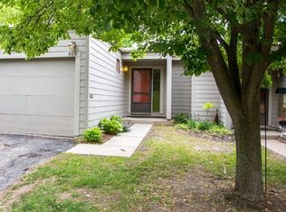 669 Watersedge Dr, Ann Arbor, MI