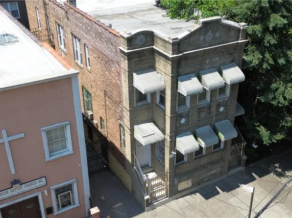 1375 College Avenue, Bronx, NY 10456