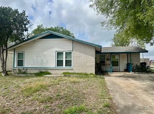 303 S 22nd St, Kingsville, TX 78363