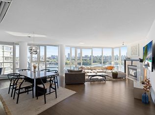 1383 Marinaside Cres #1202, Vancouver, BC V6Z2W9