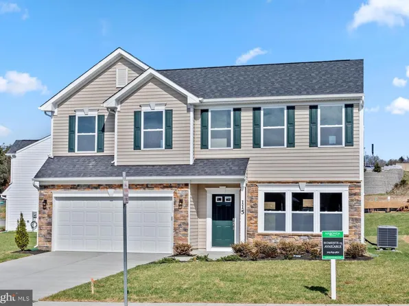 115 Signal Knob Cottage Dr, Strasburg, VA 22657