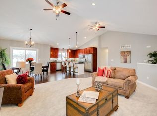 2620 Davis St S, Cambridge, MN 55008
