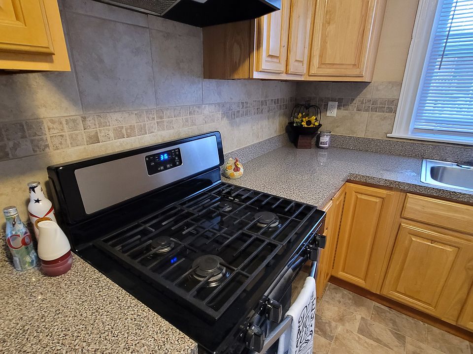 1st image of 5112 Bingham St APT 2