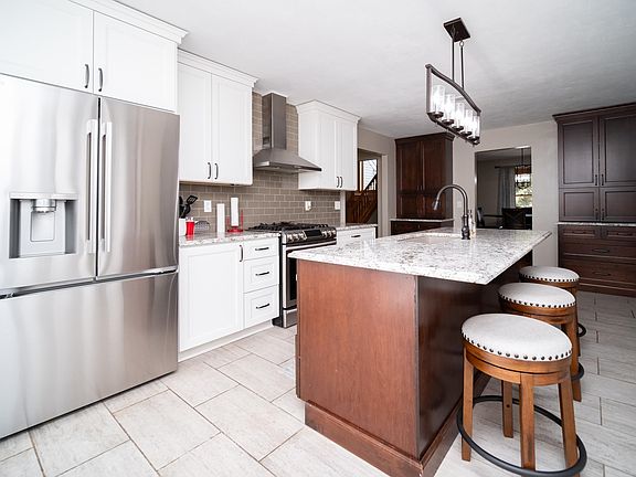 5th image of 11266 Quinlann Pl