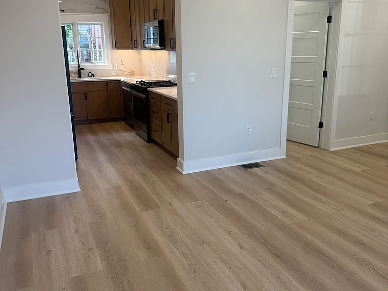5 Milton Ave — Photo 6