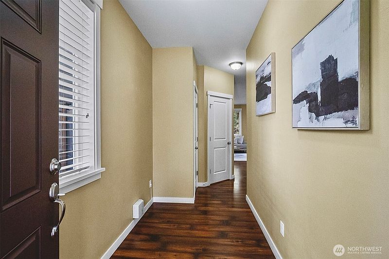 3rd image of 1129 120th Street SE