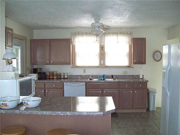 4th image of 36 Avenue D