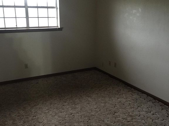 5th image of 6268 Bellaire Dr