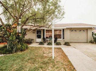 701 Lemonwood Dr, Oldsmar, FL 34677