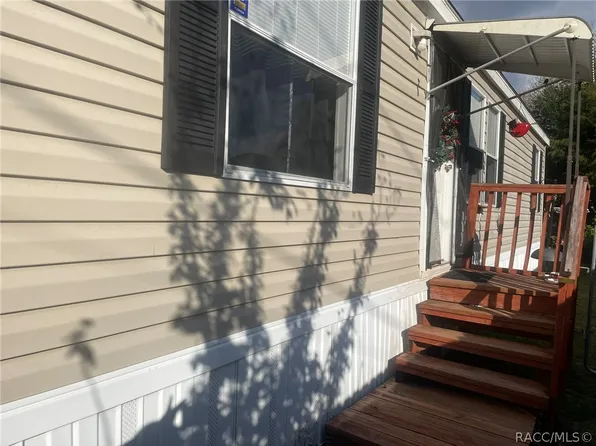 4025 N Bluewater Dr, Hernando, FL 34442