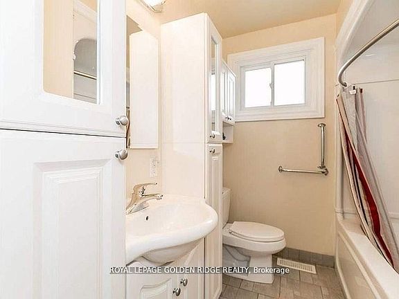 5th image of 2082 Lea Rd