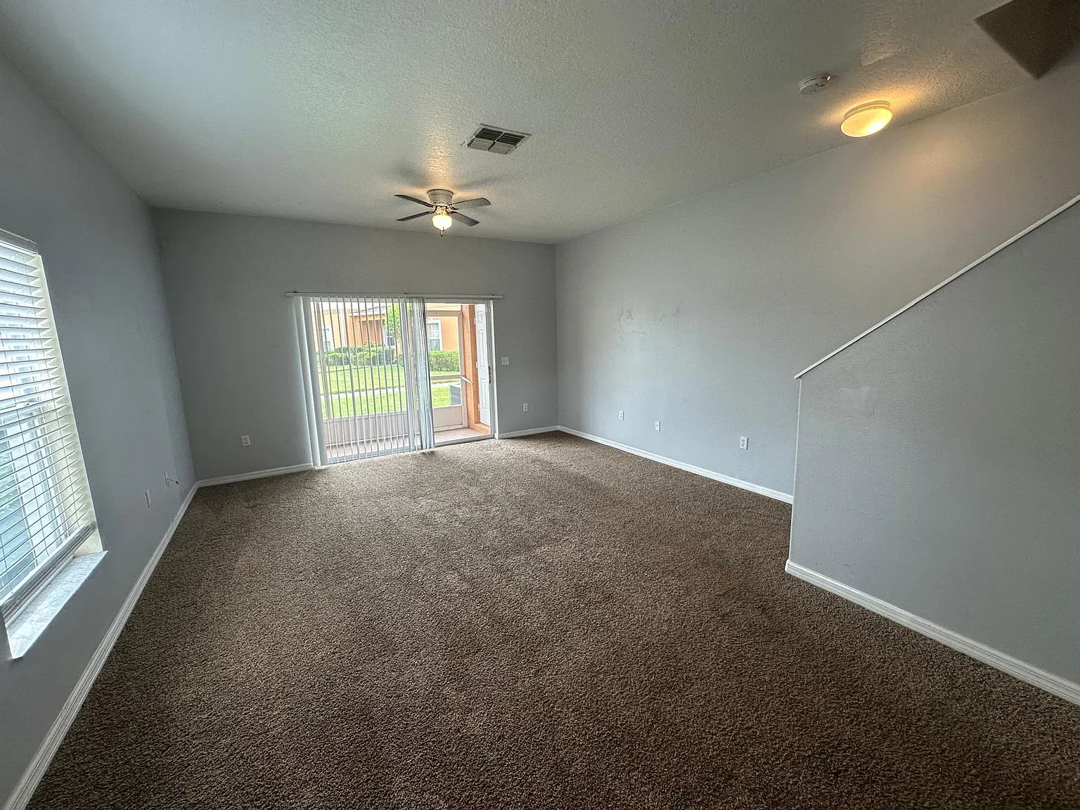 4 bed, 3.0 bath, 1479 sqft, $1,795 — Photo 3