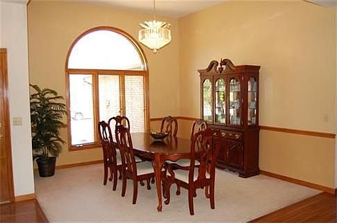 4th image of 2726 E Shady Glen Dr