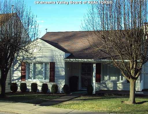 1st image of 2902 Phillips St
