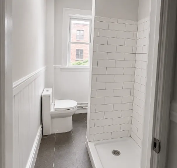 200 Irving Residential — Photo 3