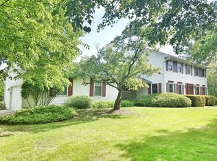 2371 Tanglewood Dr, Aurora, IL