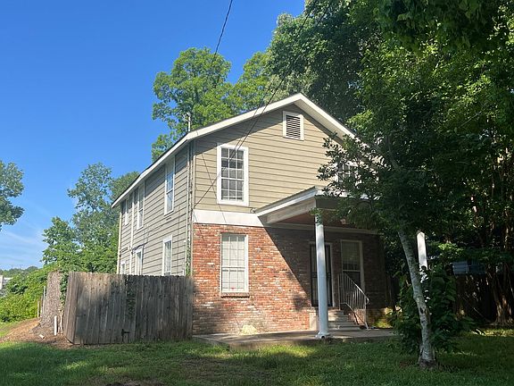 3rd image of 108 Natchez St