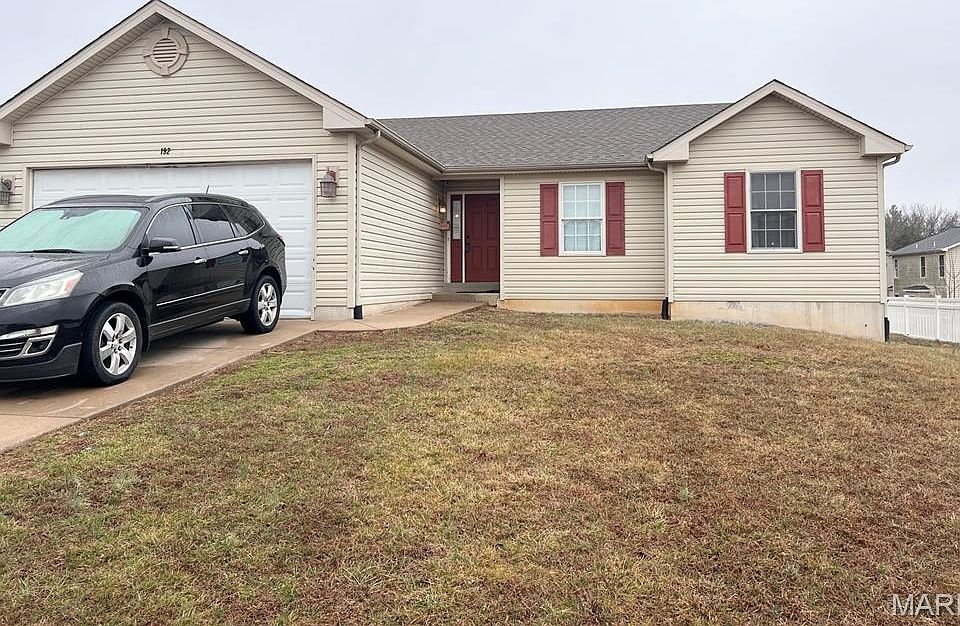 1st image of 192 Rockport Dr