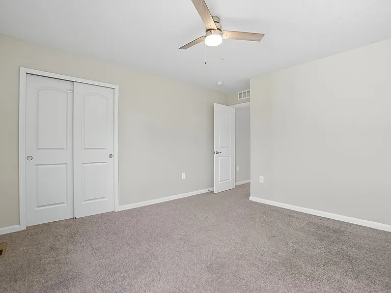 5089 Jessica Suzanne Dr — Photo 36