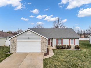 1629 Norwood Hills Dr, O'Fallon, MO 63366