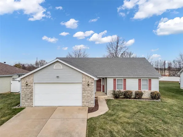 1629 Norwood Hills Dr, O'Fallon, MO 63366