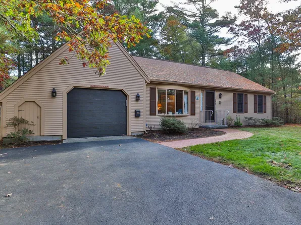 196 Eisenhower Drive, Cotuit, MA 02635