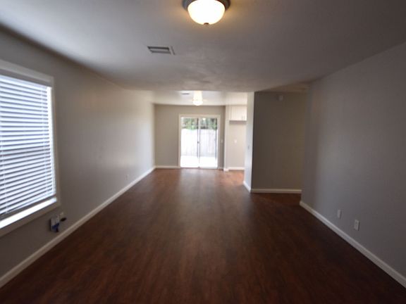 3rd image of 145 Shari Ct
