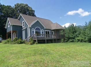 463 Chestnut Ridge Dr, Jefferson, NC 28640