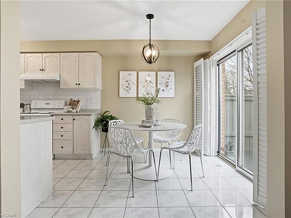 4th image of 2665 Thomas St #38