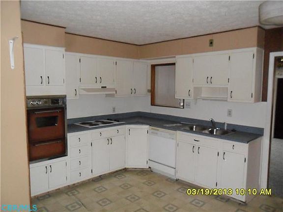 5th image of 4555 Saint Anthony Ln