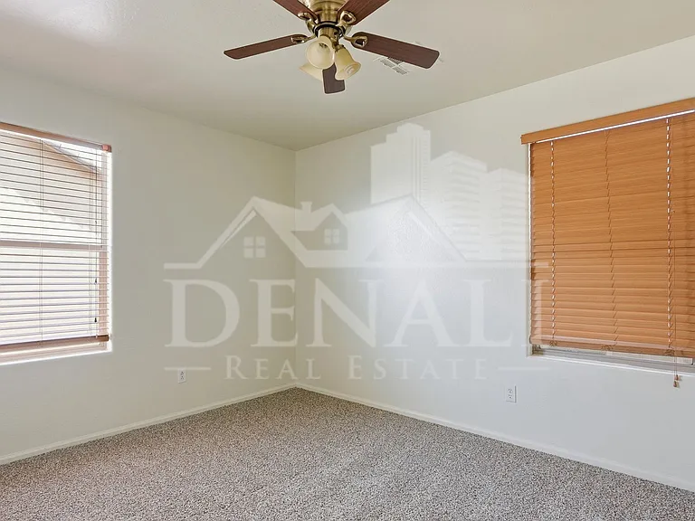 4923 N 108th Dr — Photo 20