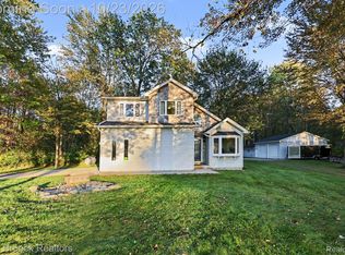 8223 Morrow Rd, Algonac, MI 48001