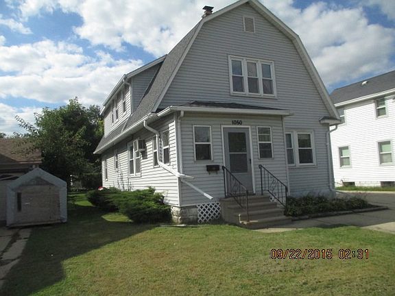3rd image of 1050 Center Ave