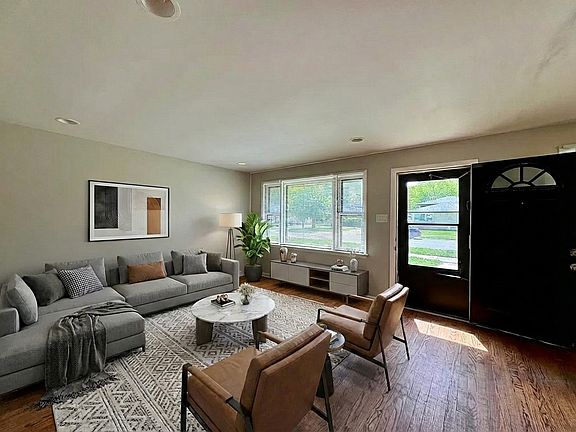 5th image of 14401 Kolin Ave