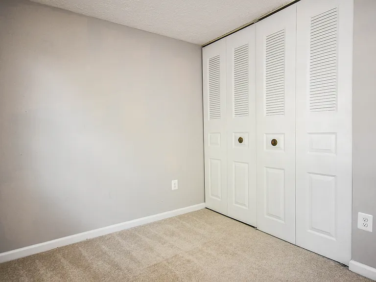 27 Cross Country Ct — Photo 23