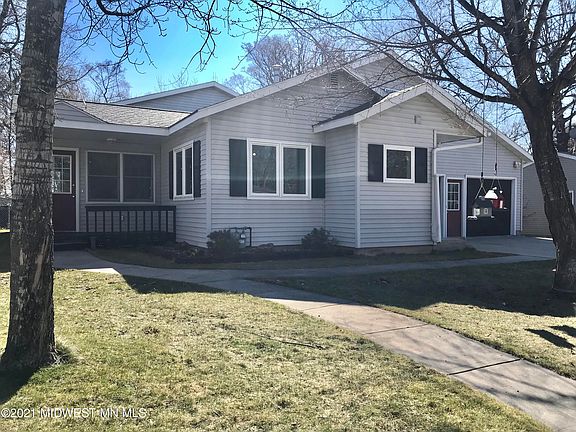 2nd image of 1511 Lynn Ave