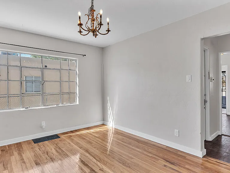 205 Harvard Dr SE #A — Photo 33