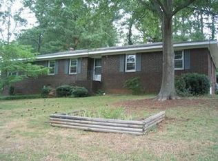 140 Valleybrook Dr, Athens, GA 30606