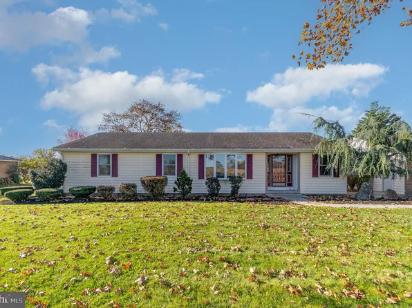 34 N Miller St, Fairfield, PA 17320