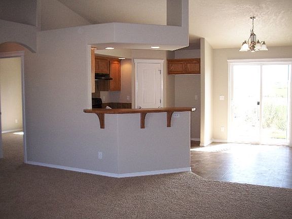 4th image of 4249 Lochsa River Dr