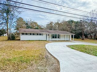3504 Beachview Dr, Ocean Springs, MS 39564