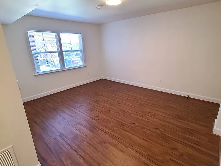 5000-5040 New Hampshire Ave NW #201-307 — Photo 5