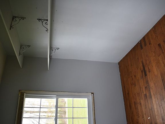 2nd image of 1249 Township Road 1453