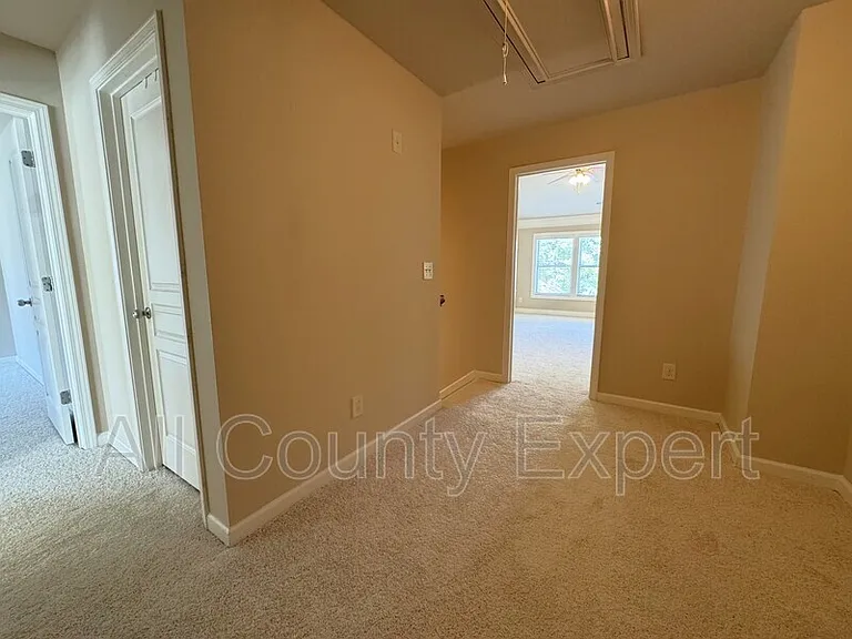 1065 Township Cir — Photo 24