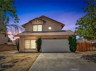 1544 E Kettering St, Lancaster, CA 93535